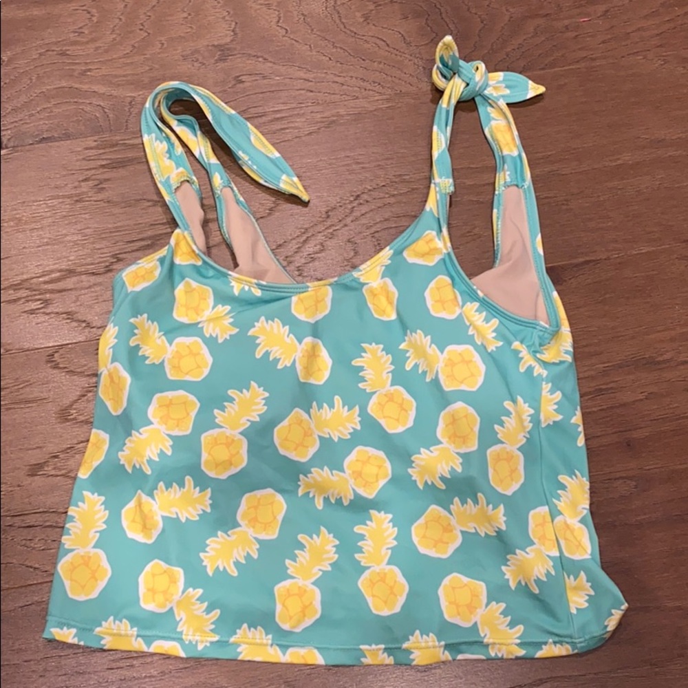 Kortni jeane swim top